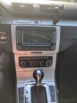 Volkswagen Passat R36 3.6 V6 220kW – TOP výbava - 10