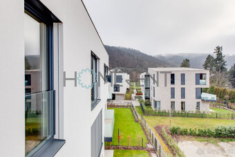 Pronájem moderního bytu 1+kk s balkonem v novostavbě, Černoš - 10