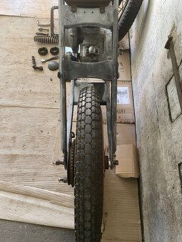 ČZ 250 Tourist - 10