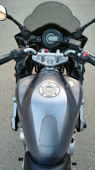 Yamaha FZ6 Fazer - 10