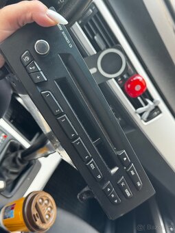 BMW 318D - 10