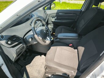 RENAULT GRAND SCENIC 1.6 DCI 96kw, PERFEKTNÍ STAV, 1.MAJITEL - 10