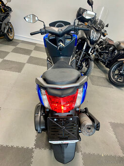Yamaha NMAX 125 -2018-STK 4 roky-PŘIHLÁŠENÍ v CENĚ - 10