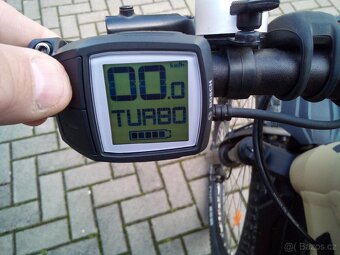 Prodám horské elektro kolo CUBE 29 " HYBRID - 10