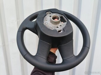 Prodám kožený volant škoda 2008- výše - 10