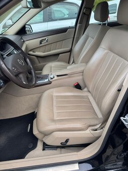 Mercedes-Benz Třídy E250CGI, SUPERSTAV,SERVIS POUZE MERCEDES - 10