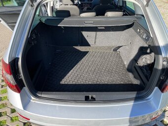 Škoda Octavia1.5tsi r.2019 127tis km Style Led ČR - 10