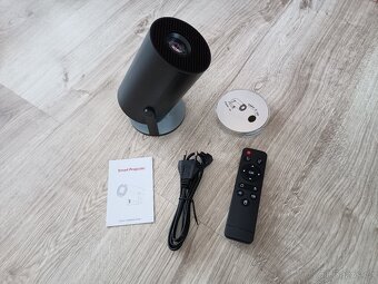 HY300 Plus – Výkonný Android projektor LED 4K 300ANSI - 10