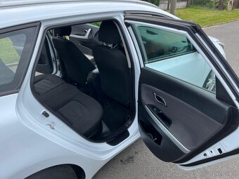 Kia ceed combi 1.6 - 10