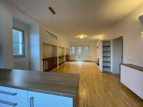 Prodej prvorepublikové vily, Karlovy Vary-Tuhnice ID 540 - 10