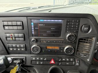 Mercedes-Benz 3251 - nosič kontejnerů s hydraulickou rukou - 10