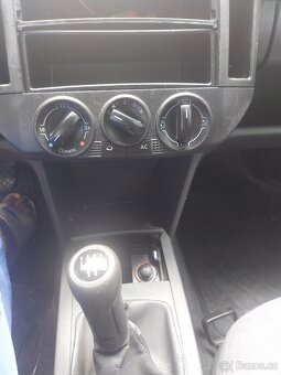 Prodám vymnenim wolcvagen polo 1.4 mpi 55 kw rv 2004 - 10