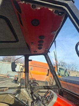 Kabina zetor uřI - 10