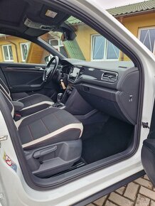 VW T-Roc 2.0TSI 140kW Sport 4x4 DSG 19“ Full LED Panora 2017 - 10