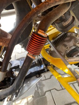 Can-Am Renegade 800 - 10