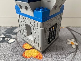 Lego Duplo hladomorna - 10