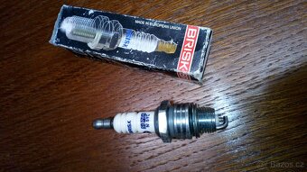 Zapalovací svíčky - 10