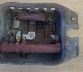 Dobíjecí relé PAL Magneton, typ 443.116-417.02 - 10