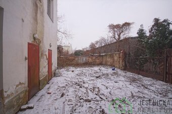 Prodej garáže ve městě Javorník - 10