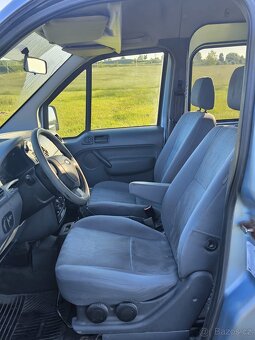 Ford Tourneo Connect 230L r.v. 11/2006 - 10