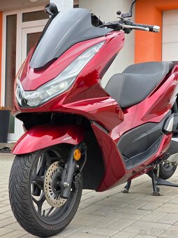 Honda PCX 125, 2022, původ ČR, serviska - 10