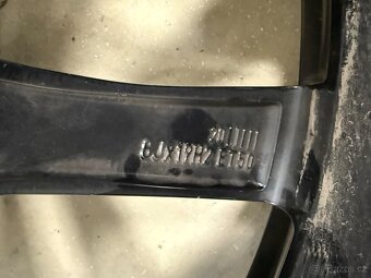 Originální alu kola 5x112 r19 letní pneu 6,5mm - 10