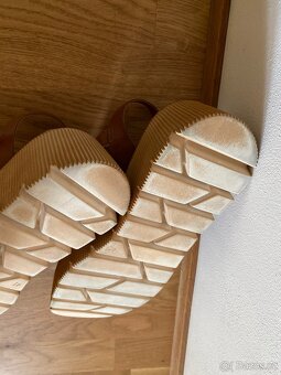 Dámské kožené sandálky na platformě Kate Gray vel.41 - 10