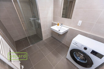 Pronájem bytu 2+kk/lodžie, garážové stání v novostavbě Holeč - 10