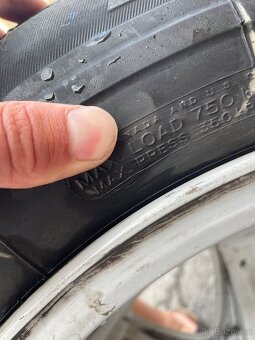 Alu kola Mercedes-Benz + letní pneu Michelin Pilot HX 225/60 - 10