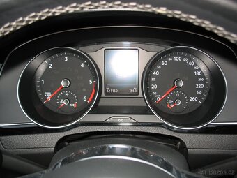 VW Passat Variant 2,0 TDi-110 kW DSG R-LINE, Pojízdný - 10