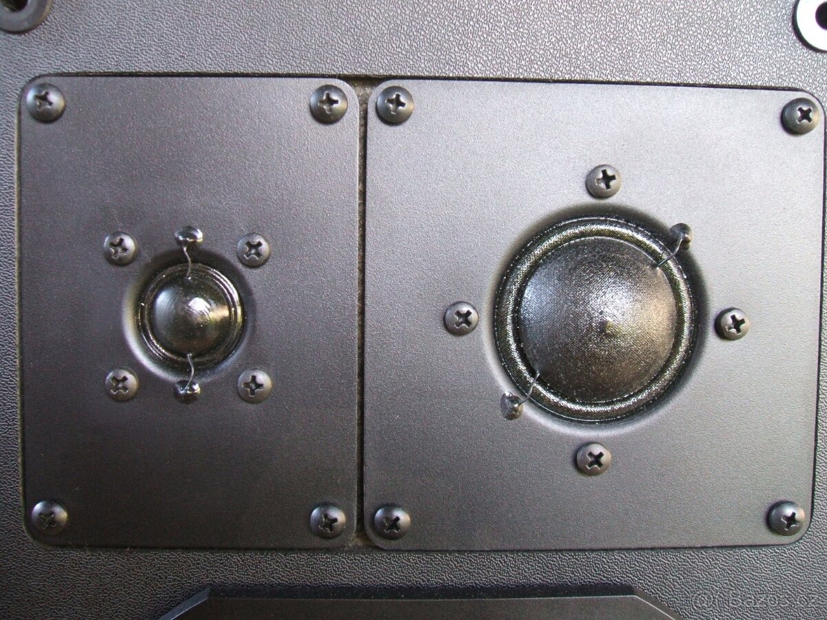 GRUNDIG HiFi Box 660a - legendární repro - 11