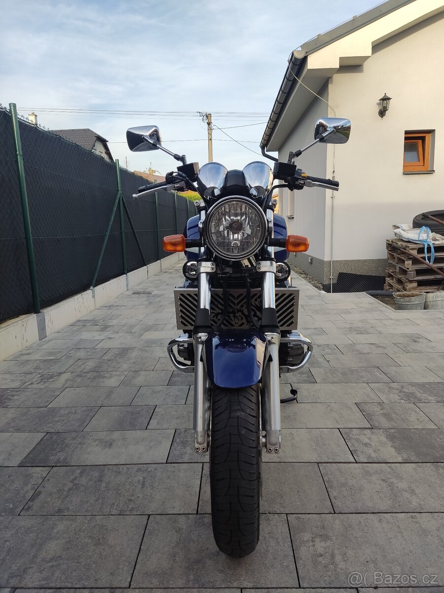 Suzuki GSX 1400 - 11