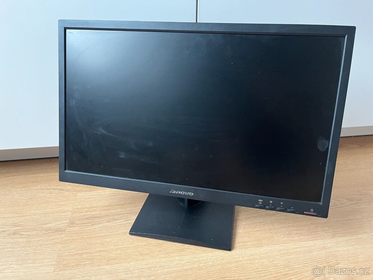 Kompletní PC Dell včetně monitoru, Win11, 16 GB RAM, SSD+HDD - 11