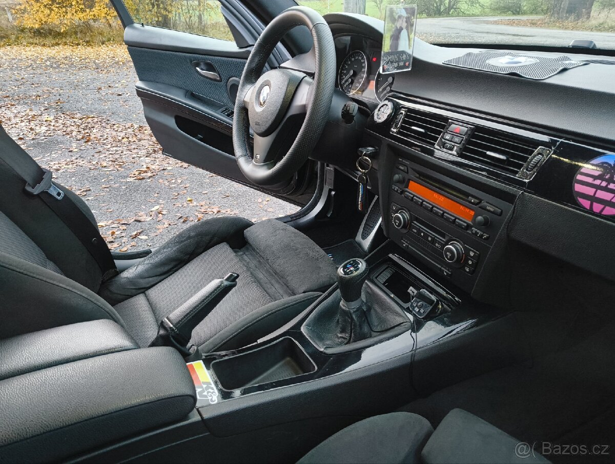 Bmw e90 320i M-paket - 11