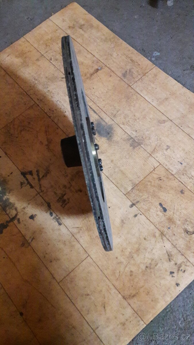 drobnosti k autům - 11