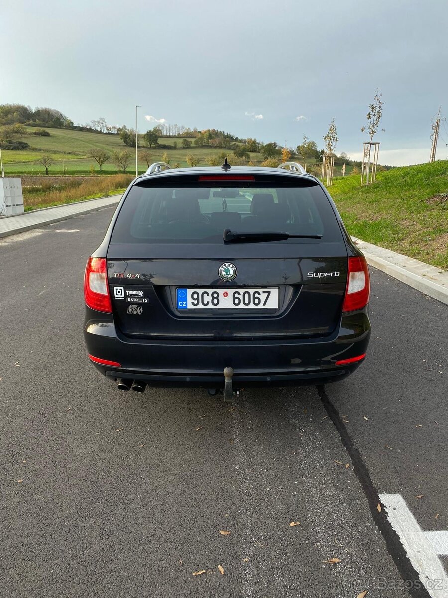 Škoda Superb combi - 11