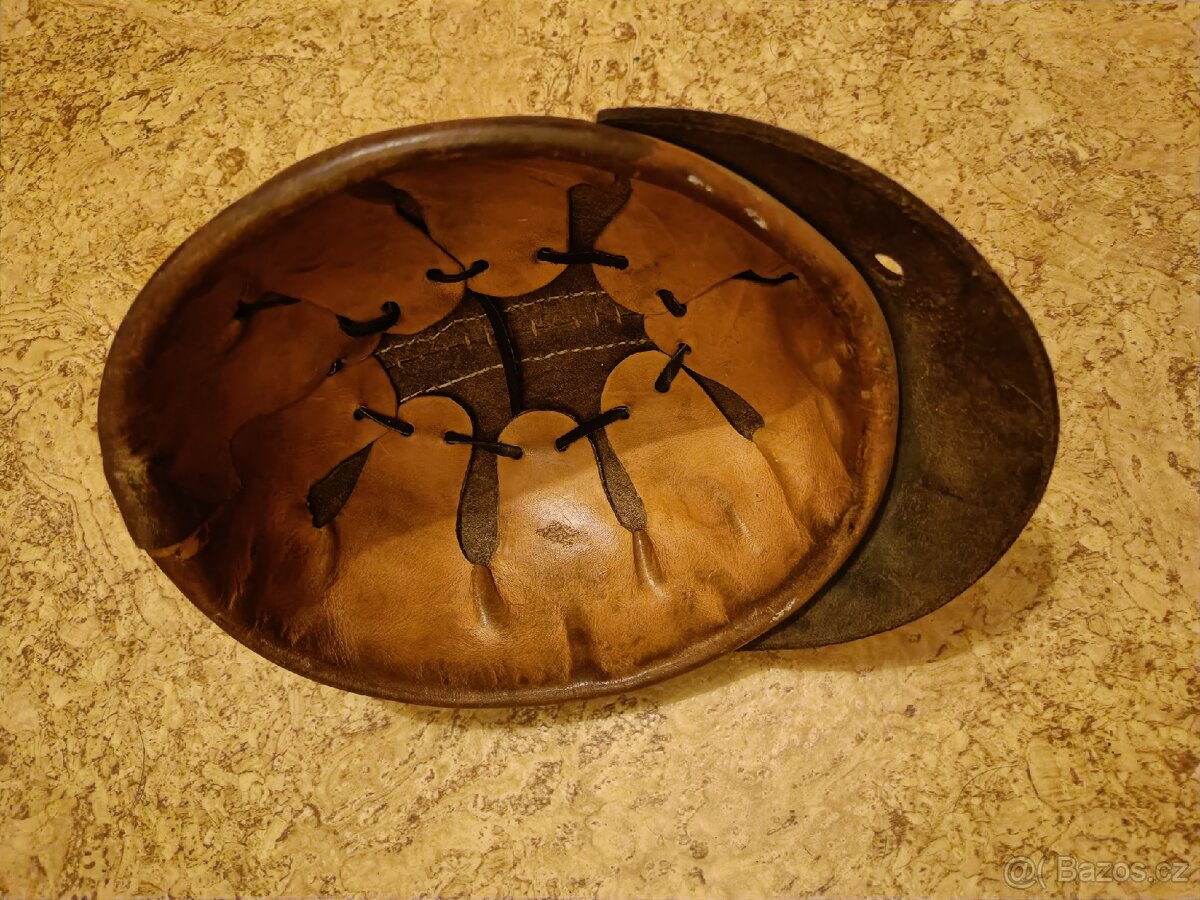 stara kozena hornicka prilba - v super stavu - 11