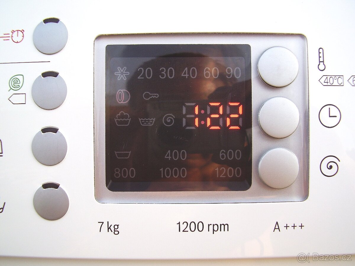 Pračka BOSCH na 7 kg prádla - 11