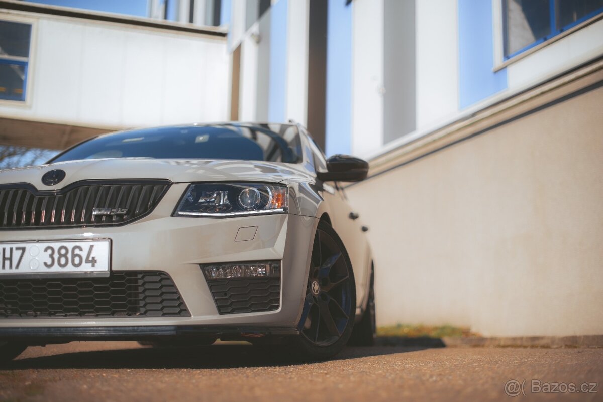Škoda Octavia 3RS TSI - 11