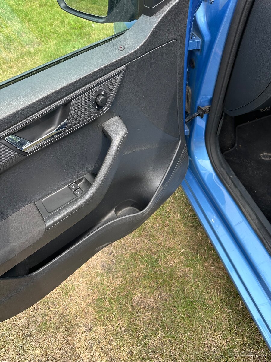 ŠKODA FABIA 1.4 TDI-55KW-NAVIGACE-TOP - 11