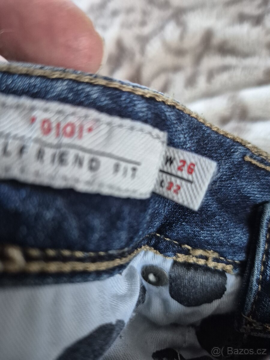 Dámské džíny Guess a LeeCooper vel. 38, M - 11