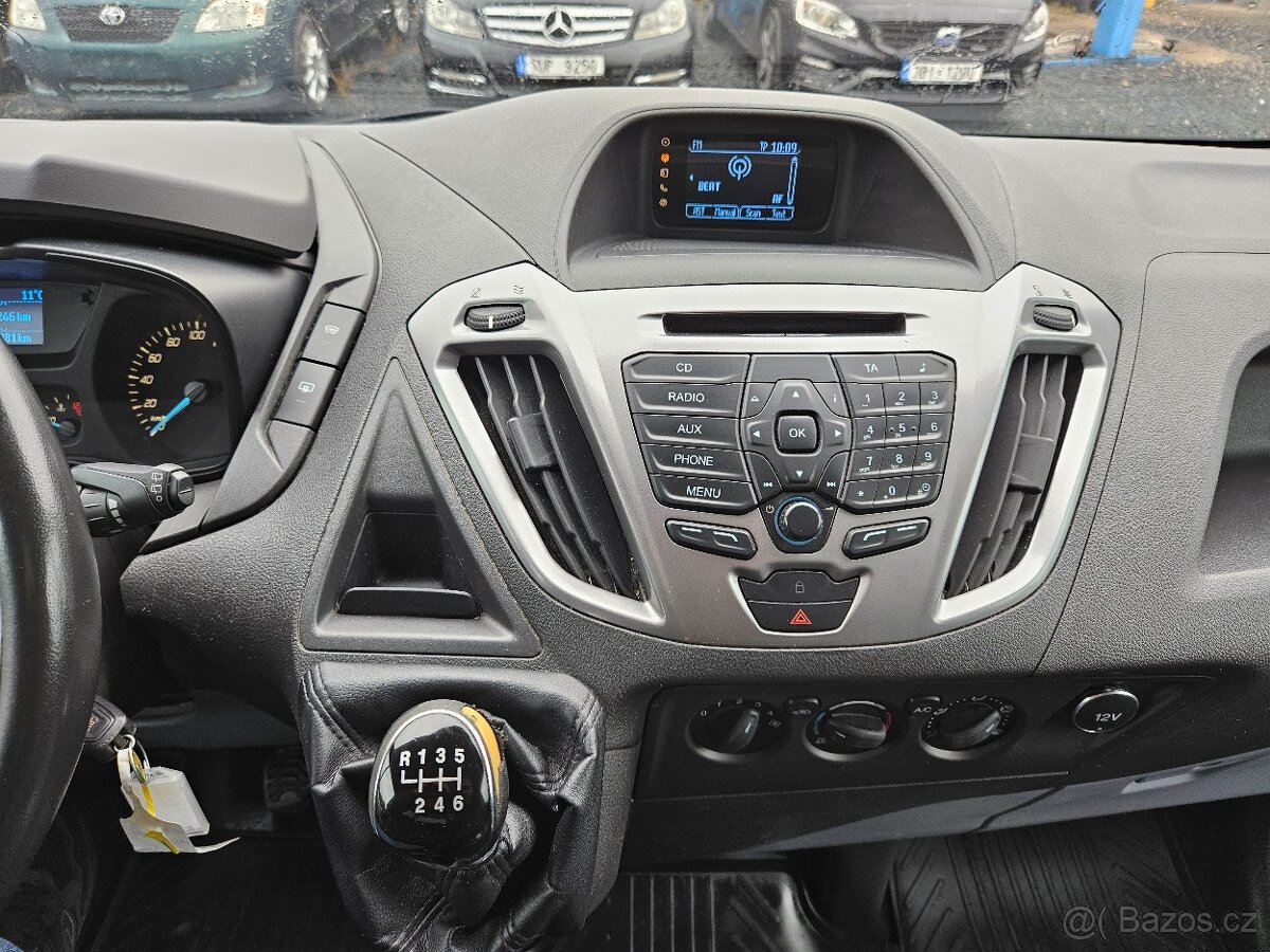 FORD CUSTOM 2.2 74KW 2014 3MÍST L1H1 DPH - 11