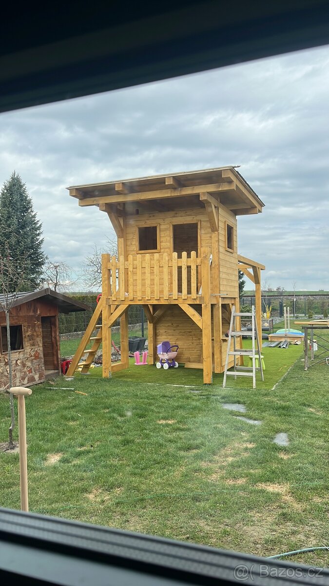 Krovy, vazníky, pergoly, dětská hřiště a další - 11