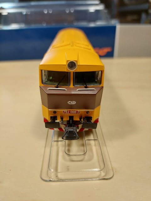 Dieselová lokomotiva řady 752 068-7 - ČSD/ČD DCC ZVUK - 11