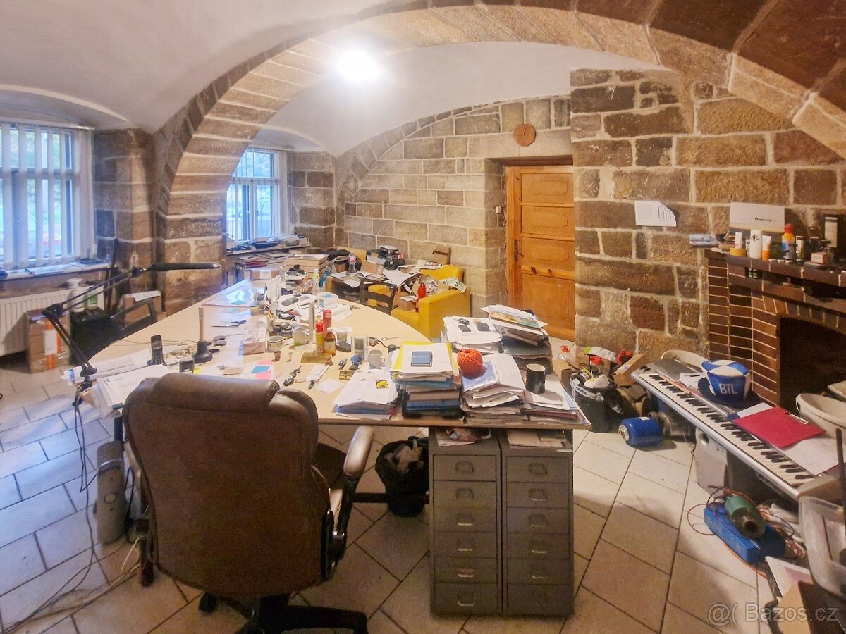 Prodej dvou propojených nemovitostí, Zákupy u České Lípy - 11