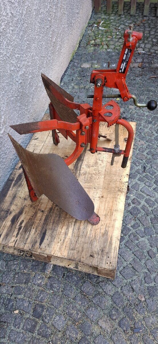 Prodám malotraktor MT7 UNI - 11