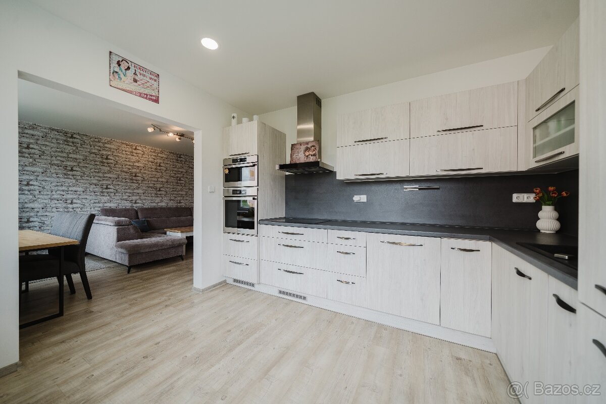 Prodej bytu 4+1 92 m² Novodvorská, Třebíč - 11