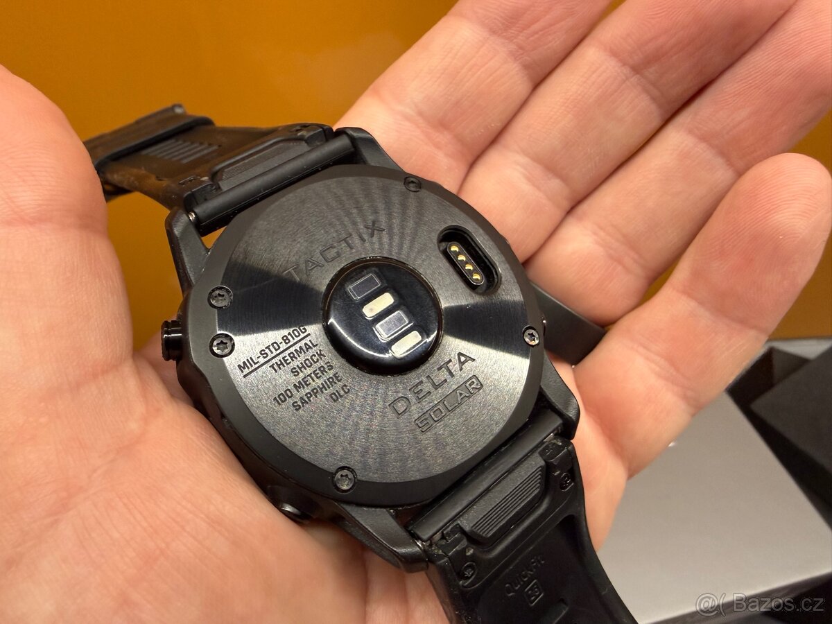 Garmin Tactix Delta Solar Sapphire - zachovalé - 11