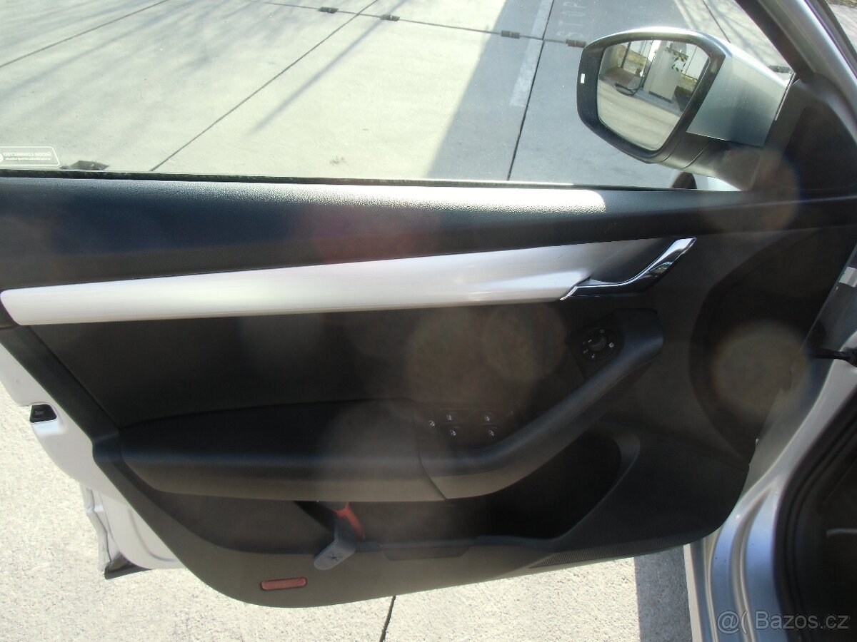 Škoda Octavia 1.0 TSI SW - 11