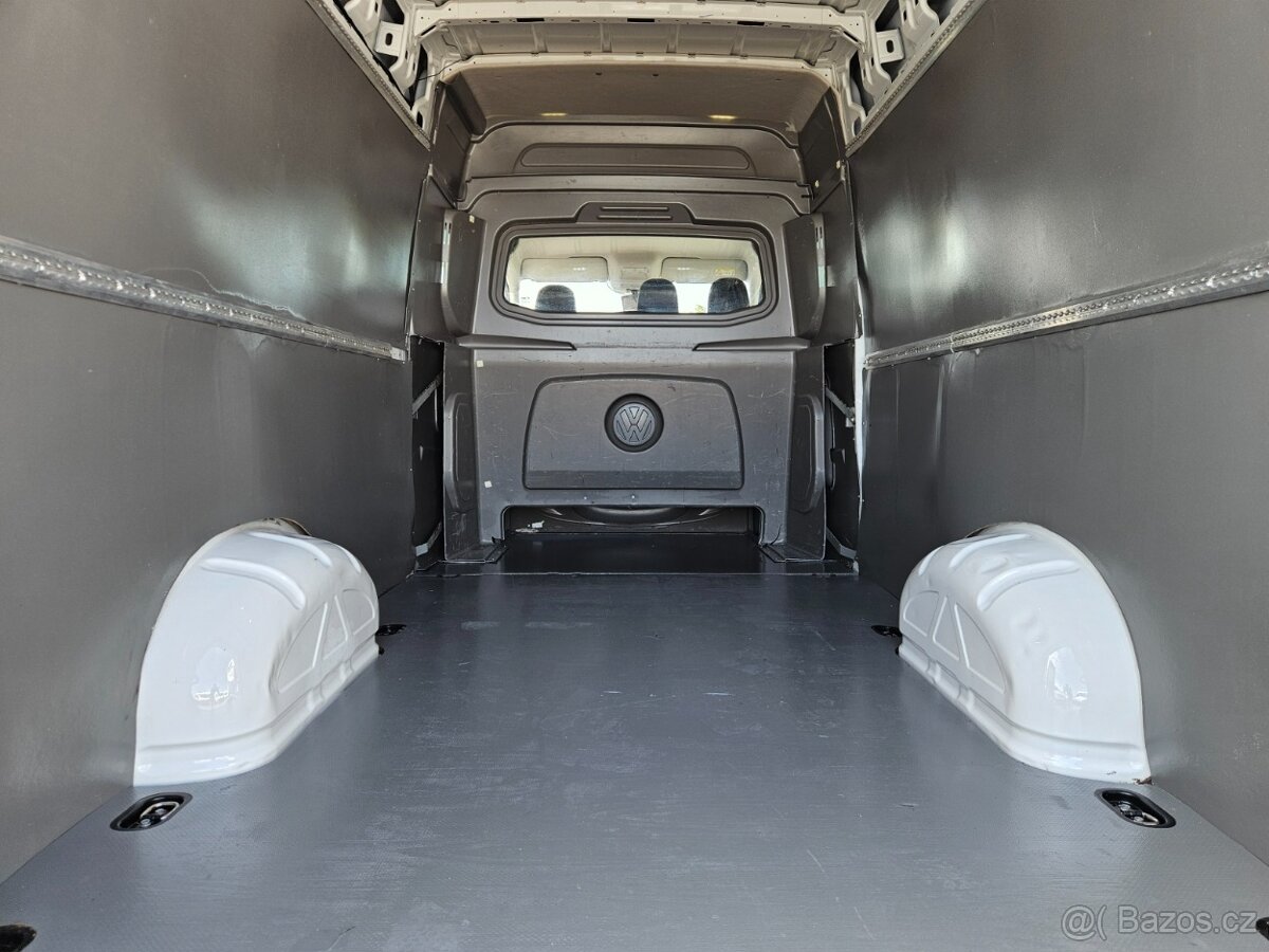 Volkswagen Crafter L3H2 6 miestne 2.0TDi/140hp - 2019 - 11